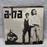 Disco de vinil A-HA em bom estado de conservação