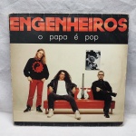 Disco de vinil Engenheiros do Hawaii em bom estado de conservação