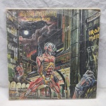 Disco de vinil The number of the beast Iron Maiden em bom estado de conservação