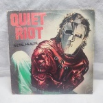 Disco de vinil Quiet Riot Metal Health em bom estado de conservação