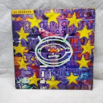 Disco de vinil U2 Zooropa com encarte, item em bom estado de conservação