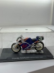 Miniatura Moto Honda NSR250 - Sito Pons (1998) , com tampa em acrílico, no estado das fotos