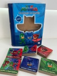 Álbum contendo 6 mini livros dos PJMasks, no estado das fotos