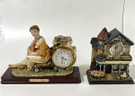 Dois relógios embutidos em cenários de resina sendo , dama e casa vitoriana. Sem garantia de funcionamento, não testados. Medidas: dama 16 cm x 24 cm de largura/ casa 15 cm de altura x13 cm