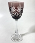 BACCARAT- Cálice haste longa para vinho, em cristal Baccarat. Medidas: