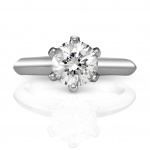 Maravilhoso Anel 'Estilo Solitário' em Ouro 18K (Inscrição 750) com Diamante (Aprox. 1,80 ct