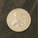 PRATA - MOEDA BRASIL 1000 REIS - ANO 1869MOEDA BEM CONSERVADA, PORÉM PODE APRESENTAR PÁTINA NATURAL DO TEMPO, E EVENTUAIS MARCAS DE MANUSEIO HUMANO. TRATA-SE DE MOEDA AUTÊNTICA.TODOS OS ITENS CONSTANTES NESSE LEILÃO, SÃO VENDIDOS COMO DESCRITOS E MOSTRADOS NAS FOTOS. SE AINDA HOUVER DÚVIDAS, ESCLARECER ANTES DO LEILÃO.