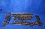 Ferromodelismo - Trilhos Escala HO - Lote com 13 peças contendo trilhos, conexões e desvios - no estado, não testado, em metal (Ferromodelismo, Trenzinho, Brinquedo, Colecionismo, Ferrovias)
