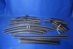 Ferromodelismo - Trilhos Escala HO - Lote com 20 peças contendo trilhos diversos, conexões e desvios - no estado, não testado (Ferromodelismo, Trenzinho, Brinquedo, Colecionismo, Ferrovias)