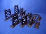 Ferromodelismo - Dormentes, elevações e colunas treliças, acessórios de pista lote com 14 peças - Playart Trens Elétricos - Escala HO - no estado, não testado, (Ferromodelismo, Trenzinho, Brinquedo, Colecionismo, Ferrovias)