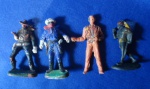 Bonecos anos 70 - fabricação não identificada - lote com 4 peças, industr. Brasileira - plástico injetado ( personagens de quadrinhos e cinema, colecionável, brinquedo)
