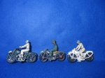 Bonecos GULLIVER - lote com motos e motoqueiros (a), `peças para restauro`- NO ESTADO, conforme a foto, industr. Brasileira - plástico injetado ( colecionável, brinquedo)