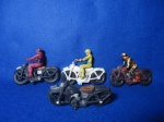 Bonecos GULLIVER - lote com motos e motoqueiros (b), `peças para restauro`- NO ESTADO, conforme a foto, industr. Brasileira - plástico injetado ( colecionável, brinquedo)