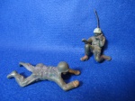 Brinquedo Toddy Soldadinhos, anos 70 - Soldados, lote com 02 pças em plástico injetado ` item para restauro` - NO ESTADO - (colecionavel, militaria, miniatura)