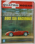 Revista Quatro Rodas Nº 39  1963   Com o elegante Austin Healey em destaque, esta edição captura o espírito aventureiro e sofisticado dos anos 60. A revista traz impressões ao dirigir o conversível britânico, além de matérias sobre dois novos carros nacionais, dicas práticas com 100 remédios para o enguiço do seu carro, e roteiros turísticos por Portugal, Belém e Brasília. Também revela duas descobertas fascinantes: a Caverna do Diabo e a cidade de Vassouras. Uma peça rica em conteúdo e estilo  perfeita para colecionadores e apaixonados por automobilismo e turismo.