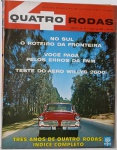 Revista Quatro Rodas  Agosto/1963 (Ano IV, Nº 37) Com um clássico vermelho em movimento entre árvores imponentes, esta edição captura o espírito aventureiro das estradas brasileiras. Os destaques incluem o roteiro da fronteira no Sul do país, uma crítica contundente à FNM e seu impacto no bolso do consumidor, além do teste completo do Aero Willys 2600. Para celebrar três anos de história, a revista também oferece um índice completo de suas edições anteriores  um verdadeiro tesouro para colecionadores e entusiastas da cultura automotiva nacional.