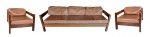 Design. Anos 60. Autor desconhecido. Conjunto de sofá para 3 lugares (195 x 81 x 56cm) e par de polt