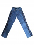 Calça feminina Tam. 46 Jeans com elastano, parte frontal tacheada e bordada, Cintura 68, Com. 98  cm.