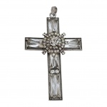 Cruz  em metal com pedras brilhantes, 8 x 5,5 cm.