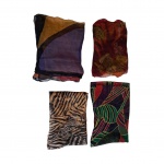 Quatro cachecóis em 3 em viscose 1em Rayon, tamanhos e modelos diversos, 135 x 33, 220 x 50, e etc.