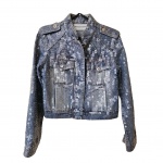 Jaqueta jeans feminina, Tam. M.by Eduardo Suppes, edição limitada, toda bordada com lantejoulas, ombro 40, Co. 51 cm.