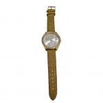 Relógio feminino Euro  4444 dourado com bordas em pedras brilhantes, Diam. 4,5, Com. 22 cm.