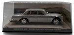 007 - Miniatura colecionável do carro Mercedes 600 do filme "On her Majesty's Secret Service" da franquia 007 (James Bond). Escala 1:43