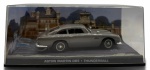 007 - Miniatura colecionável do carro Aston Martin DB5 do filme "Thunderball" da franquia 007 (James Bond). Escala 1:43