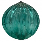 Peso de papel em vidro de murano azul turquesa gomado. Altura: 12cm Diâmetro: 12,5cm