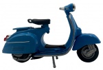 Colecionismo - Moto Vespa em metal, detalhes em material sintético. Guidão e tripé ativos.Marca: Welly Escala 1:18 Altura: 6cm Comprimento: 10cm
