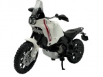 Colecionismo - Moto Ducati modelo DesertX, em metal com partes em material sintético. Suspensão com mola traseira. Guidão e tripé ativos. Marca: Maisto Escala 1:18 Altura: 8,3cm Comprimento: 13cm Largura: 5,3cm