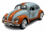 COLECIONISMO - Carro modelo Volkswagen Beetle (Fusca), ano 1966 Feito em metal com detalhes em material sintético. Pintura automotiva especial da Gulf e pneus de borracha. Abrem as portas e mala (visão do motor).  Escala 1:24  Altura: 5,5cm Comprimento: 17cm Largura: 6,5cm