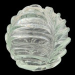 Grande peso de papel em vidro de murano no feitio de "alcachofra" decorado por bolhas internas. Altura: 14cm Diâmetro: 14cm
