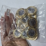 08 - Sache Comemorativo dos 60 anos do Bacen 1 Real 2025 Pode conter sinais de oxidação  - Moeda Brasil