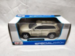Maisto 1:24 Jeep Grand Cherokee Laredo, edição especial, na caixa sem uso.