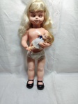Antiga boneca Mãezinha da estrela, anos 70. Bom estado de conservação. 'Medindo 50cm de altura. Os olhos não abrem direito.