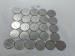 Lote de 26 moedas de 50 cruzeiros novos, década de 80.