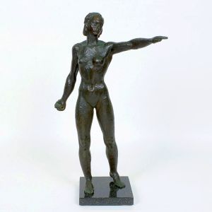 <b>HUMBERTO COZZO</b><BR>(1900-1981)<BR>Figura Feminina <BR>Escultura em bronze<BR>Assinada<BR>Alt. 60 cm