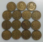 15 MOEDAS 2000 REIS 1937 A 1938 - CAXIAS - BRONZE-ALUMINIO - 9 GRAMAS - 26,5MM - LOTE AVALIADO ENTRE R$ 150,00 A R$ 600,00 - NO ESTADO CONFORME FOTO