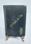 Antigo Livro Religioso - A CHAVE DO CÉU - Por José Lourenço Pereira de Matos - Abade de Sobrado de Paiva - Cartilha Católica, Contendo: Deveres do Cristão, Orações, Ladaínhas, Catecismo, Modo de ajudar e assistir à Missa, Confissão e Comunhão, Via-Sacra, Vida de Jesus, Cânticos, Etc. - Com Aprovação Eclesiástica - Nova Edição Melhorada - Livraria Figueiras - Porto - 1952 - Capa dura - 415 páginas - Medida: 12 cm x 8,5 cm x 2 cm. Conforme fotos.