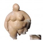 Ulisses, 17/80  - Escultório em terracota reproduzindo nu feminino, assinado e numerado no verso, cabeça colada, Alt. 17 cm.