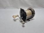 (168)Carretilha da marca O mar modelo 160.