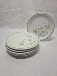 Jogo de 6 pratos de sobremesa em porcelana Steatita floral com friso verde. Medindo 19cm de diâmetro.