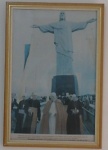 Quadro com gravura do Santo Papa João Paulo II e Dom Eugênio Salles em visita ao Cristo Redentor - 2 de julho de 1980. c/m 44x30 cm