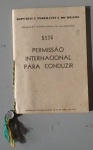 Caderneta antiga do Touring Clube do Brasil - Circulação Internacional de Automóvel - caderneta que se utilizava para ter permissão Internacional para conduzir. Datada de 2/05/1974.