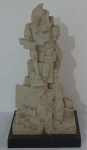 S/ ASSINATURA - Escola Brasileira Séc. XX - "Dom Quixote", escultura estilo contemporâneo, em Marmorite, alt. 33cm, base 2,5cm, alt. total 35,5cm