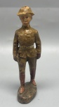 COLECIONISMO - Antiguíssimo soldado, anos 30 - PLASTOLIN - Desgastes e marcas do tempo. Med. 10 cm.