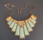 Colecionismoi- Colar tipo Uso do Egito para Faraó ou mulher da alta sociedade do Egito !! muito usado em fantasias !! pedras verdes !!