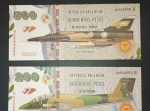 2 Cedulas - tipo fantasia - valores de 500 e 200 Pesos  lindos desenhos de aviões de guerra !! modelo de avião tipo Mirage !! acervo de colecionador !!