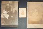 Fotografia - 3 cartões de fotos muito antigas !! um tipo 3x4 pequena e outros maiores Papela cartão !grosso !! datas de 1902 !! acervo de colecionador !! perfeito estado !!